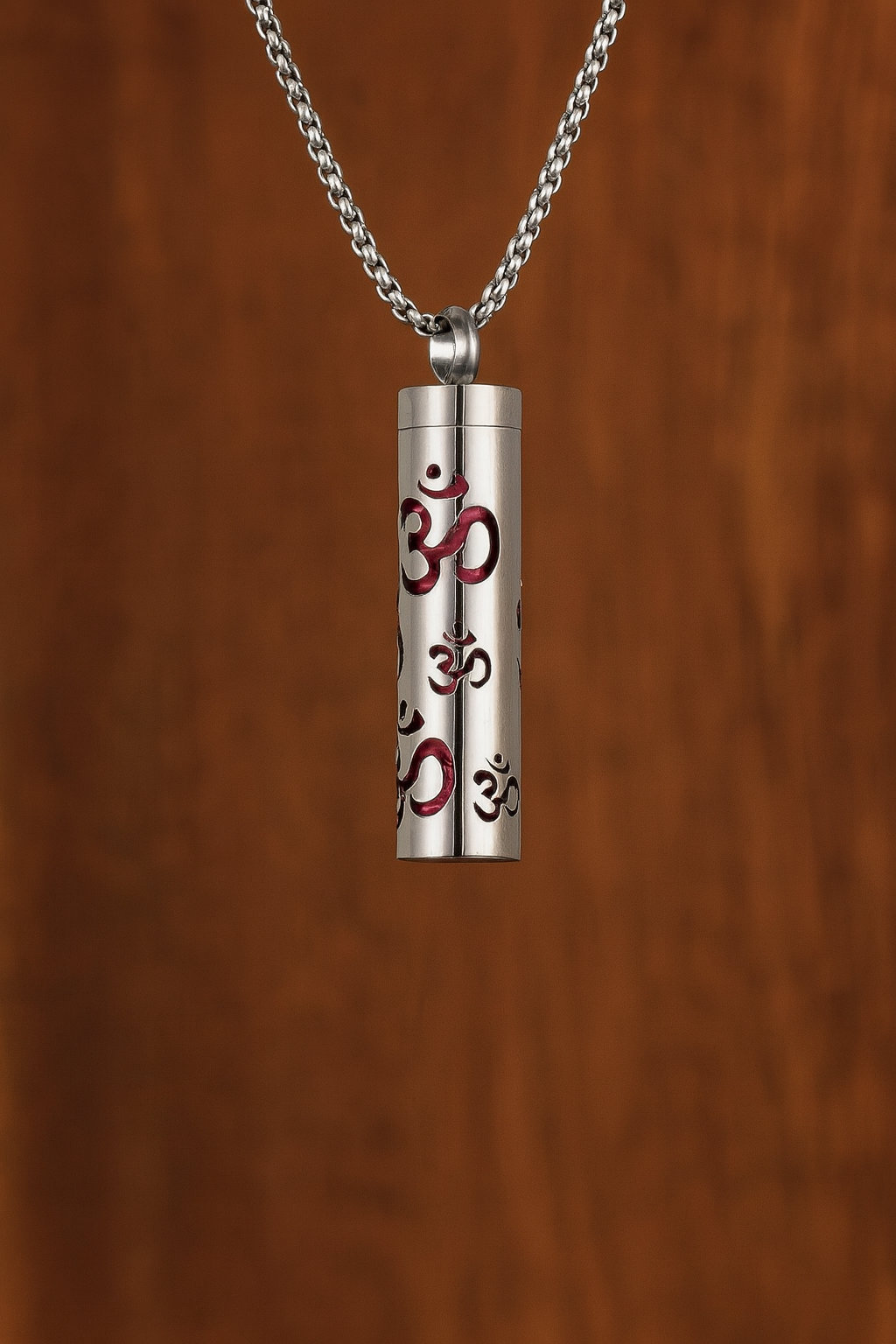 Stainless Steel Aromatherapy Necklace – Elegant Essential Oil Diffuser Pendant